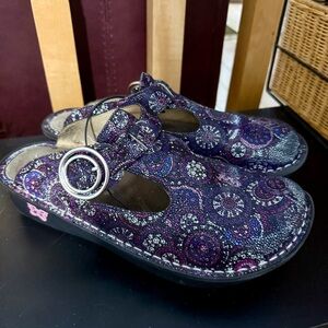 EUC Alegria Goblincore Women's Mules Clogs